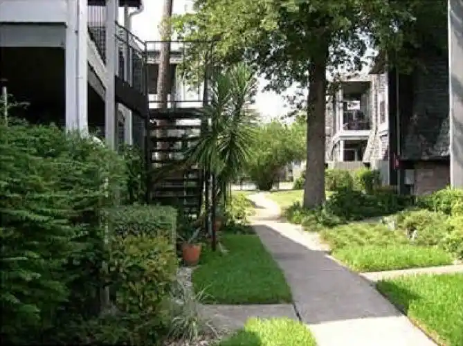 Rental by Apartment Wolf | Woods on LaMonte Apartments | 4800 Lamonte Ln, Houston, TX 77092 | apartmentwolf.com