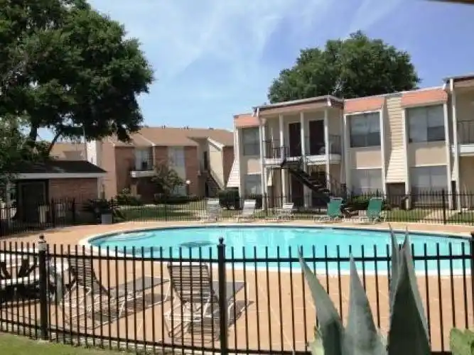 Rental by Apartment Wolf | Woods on LaMonte Apartments | 4800 Lamonte Ln, Houston, TX 77092 | apartmentwolf.com