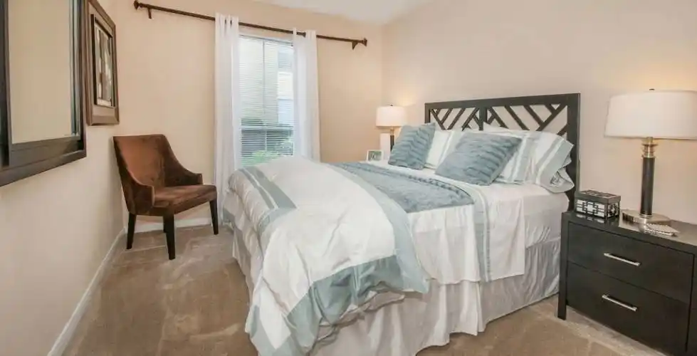 Rental by Apartment Wolf | Heights at 2121 | 2100 Tannehill Dr, Houston, TX 77008 | apartmentwolf.com