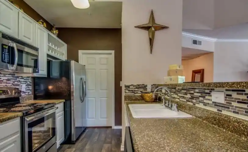 Rental by Apartment Wolf | Legends at Legacy | 3700 Legacy Dr, Frisco, TX 75034 | apartmentwolf.com