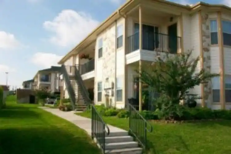 Rental by Apartment Wolf | Stewart Creek | 7549 Stonebrook Pky, Frisco, TX 75034 | apartmentwolf.com