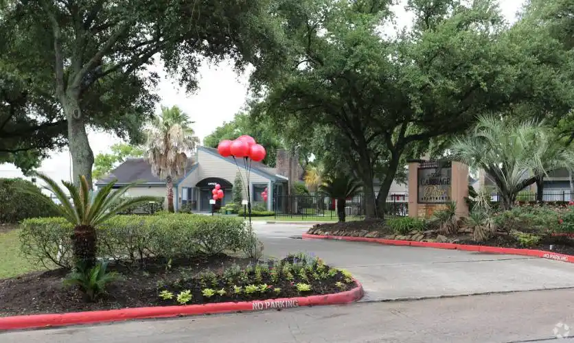 Rental by Apartment Wolf | Carriage Place Apartments | 505 Wells Fargo Dr, Houston, TX 77090 | apartmentwolf.com