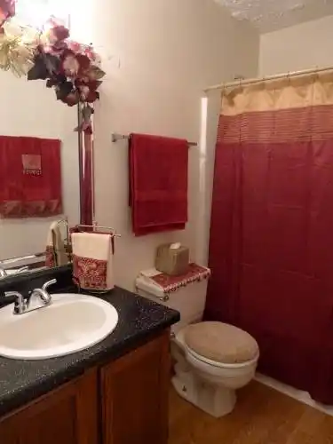 Rental by Apartment Wolf | Glen Oaks & Sun Prairie | 911 Sun Prairie Dr, Houston, TX 77090 | apartmentwolf.com