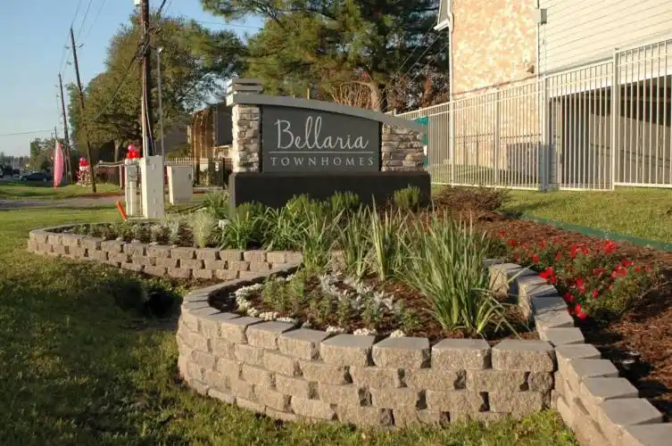 Rental by Apartment Wolf | Bellaria Townhomes | 2218 Place Rebecca Ln, Houston, TX 77090 | apartmentwolf.com