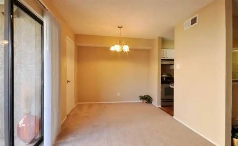 Rental by Apartment Wolf | Vue at Knoll Trail Apartment Homes | 15678 Knoll Trail Dr, Dallas, TX 75248 | apartmentwolf.com