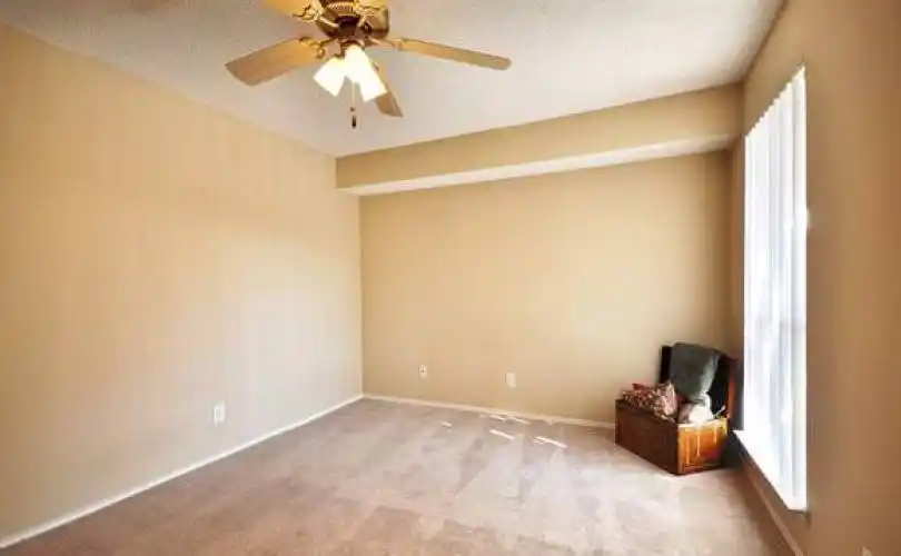 Rental by Apartment Wolf | Vue at Knoll Trail Apartment Homes | 15678 Knoll Trail Dr, Dallas, TX 75248 | apartmentwolf.com