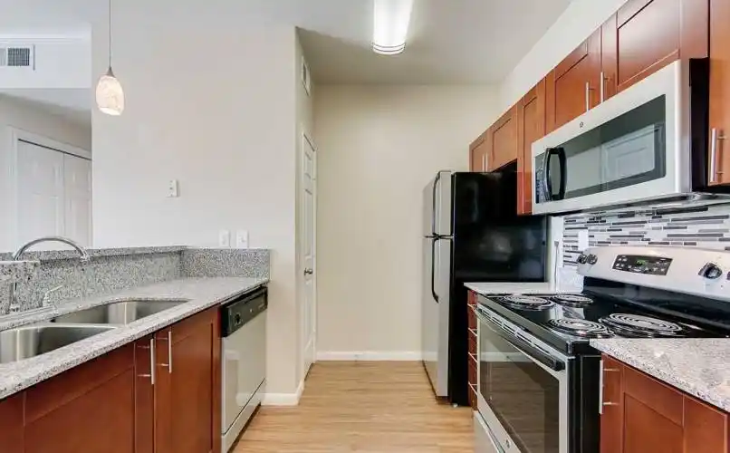 Rental by Apartment Wolf | The View At Lakeside | 901 Lakeside Cir, Lewisville, TX 75057 | apartmentwolf.com