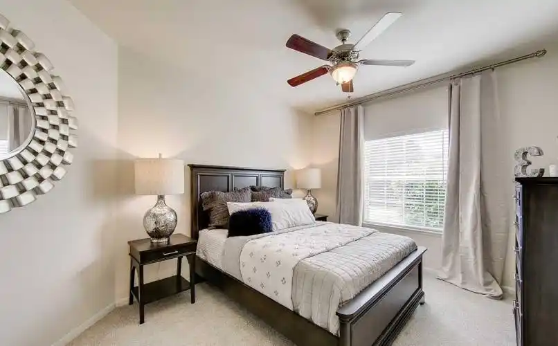 Rental by Apartment Wolf | The View At Lakeside | 901 Lakeside Cir, Lewisville, TX 75057 | apartmentwolf.com