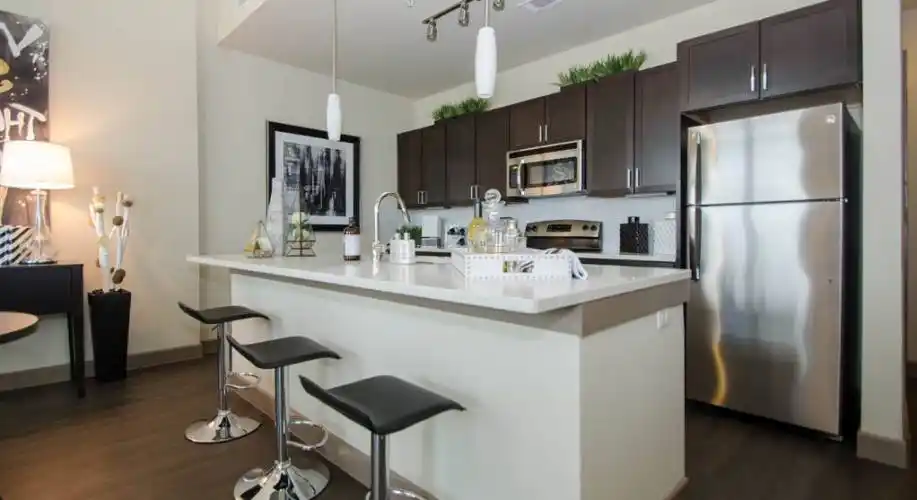 Rental by Apartment Wolf | GreenVue Apartments | 1350 N Greenville Ave, Richardson, TX 75081 | apartmentwolf.com