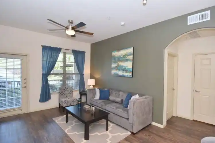 Rental by Apartment Wolf | Midtown Grove | 3603 Chenevert St, Houston, TX 77004 | apartmentwolf.com