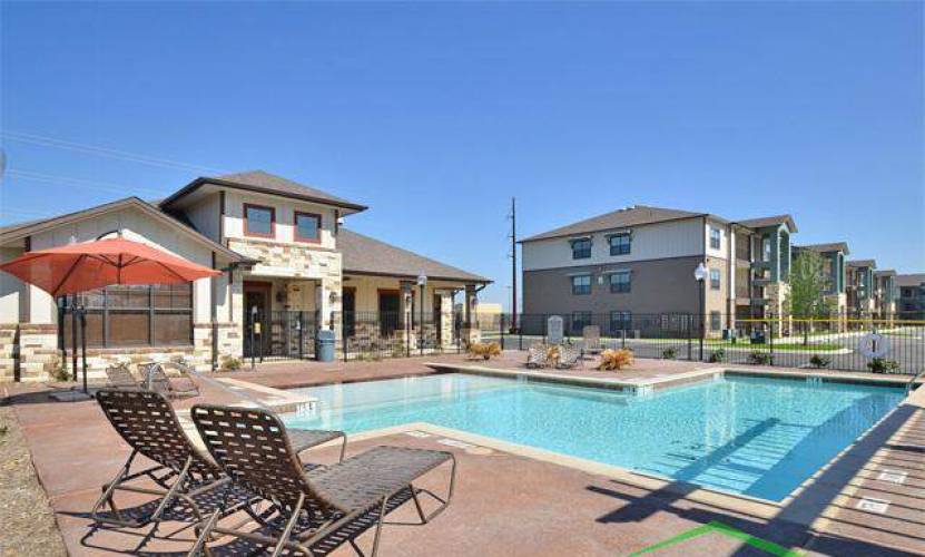 Rental by Apartment Wolf | Blanco River Lodge | 1650 River Rd, San Marcos, TX 78666 | apartmentwolf.com