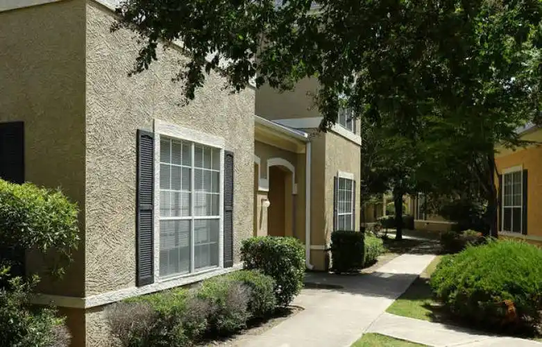 Rental by Apartment Wolf | Villas at Willow Springs Apartments | 1506 S Ih-35 Fwy, San Marcos, TX 78666 | apartmentwolf.com