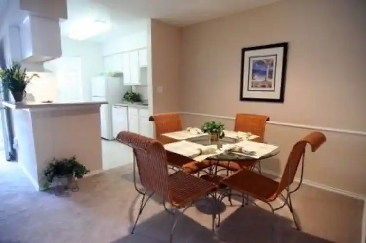 Rental by Apartment Wolf | Rockridge Station | 855 Greens Rd, Houston, TX 77060 | apartmentwolf.com