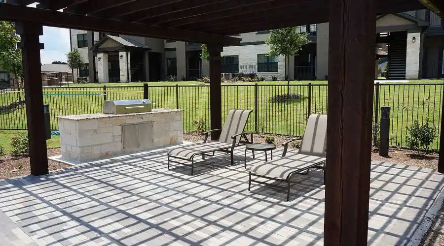 Rental by Apartment Wolf | West Creek Apartments | 2211 Montgomery Park Blvd, Conroe, TX 77304 | apartmentwolf.com