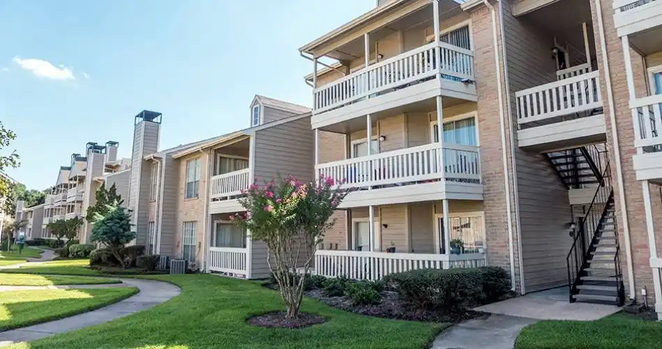 Rental by Apartment Wolf | Oaks at Greenview | 794 Normady St, Houston, TX 77015 | apartmentwolf.com