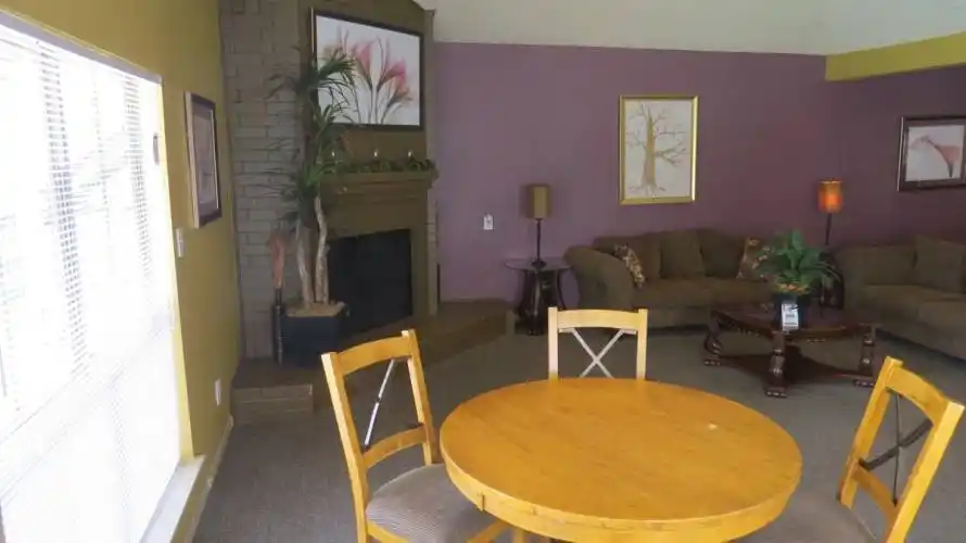 Rental by Apartment Wolf | Pine Creek | 470 Maxey Rd, Houston, TX 77013 | apartmentwolf.com