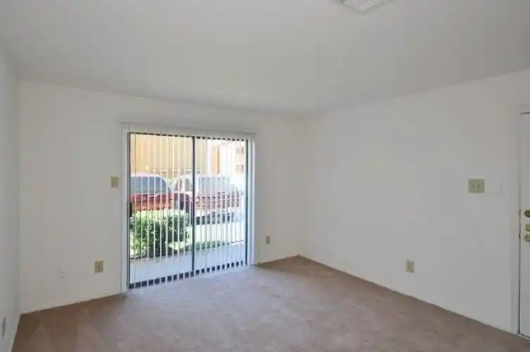 Rental by Apartment Wolf | Bellevue Riviera | 555 Normandy St, Houston, TX 77015 | apartmentwolf.com