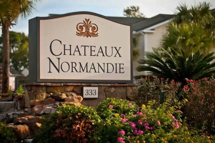 Rental by Apartment Wolf | Chateaux Normandie | 333 Normandy St, Houston, TX 77015 | apartmentwolf.com