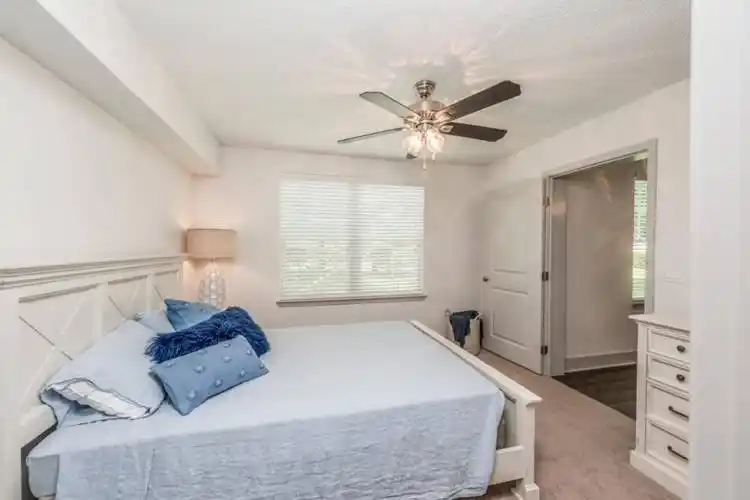 Rental by Apartment Wolf | Bahia Cove Apartments | 901 Fm 517 W, Dickinson, TX 77539 | apartmentwolf.com