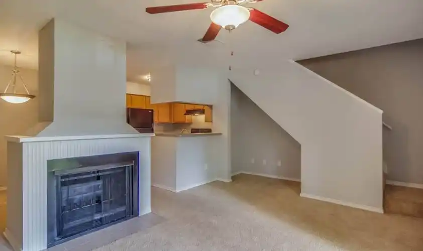 Rental by Apartment Wolf | Windmill Landing | 10121 Windmill Lakes Blvd, Houston, TX 77075 | apartmentwolf.com