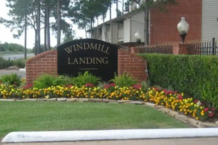 Rental by Apartment Wolf | Windmill Landing | 10121 Windmill Lakes Blvd, Houston, TX 77075 | apartmentwolf.com