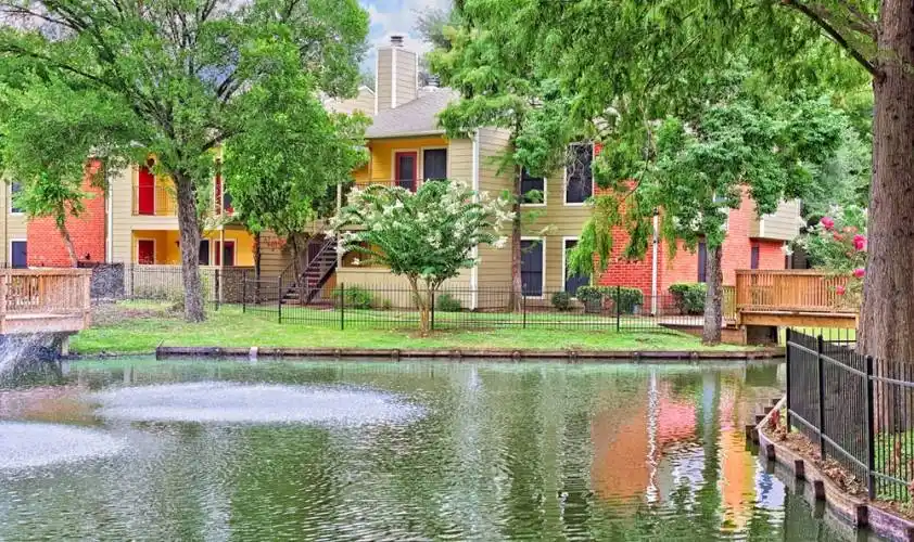 Rental by Apartment Wolf | Del Lago Apartments | 9800 Hollock St, Houston, TX 77075 | apartmentwolf.com