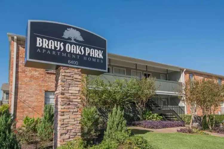 Rental by Apartment Wolf | Brays Oaks Park Apartments | 6400 W Bellfort St, Houston, TX 77035 | apartmentwolf.com