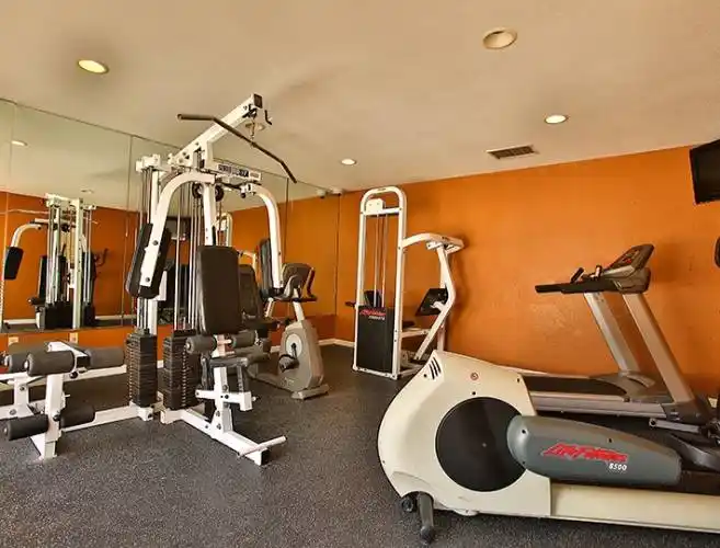 Rental by Apartment Wolf | The Reserve at City Center North | 2401 W Sam Houston Pky N, Houston, TX 77043 | apartmentwolf.com