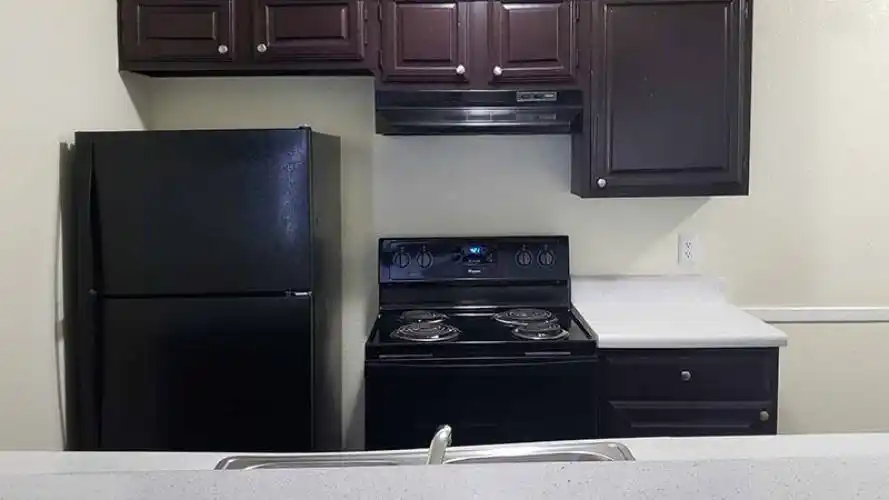 Rental by Apartment Wolf | Hutchins Palms Apartments | 535 W Hutchins Pl, San Antonio, TX 78221 | apartmentwolf.com