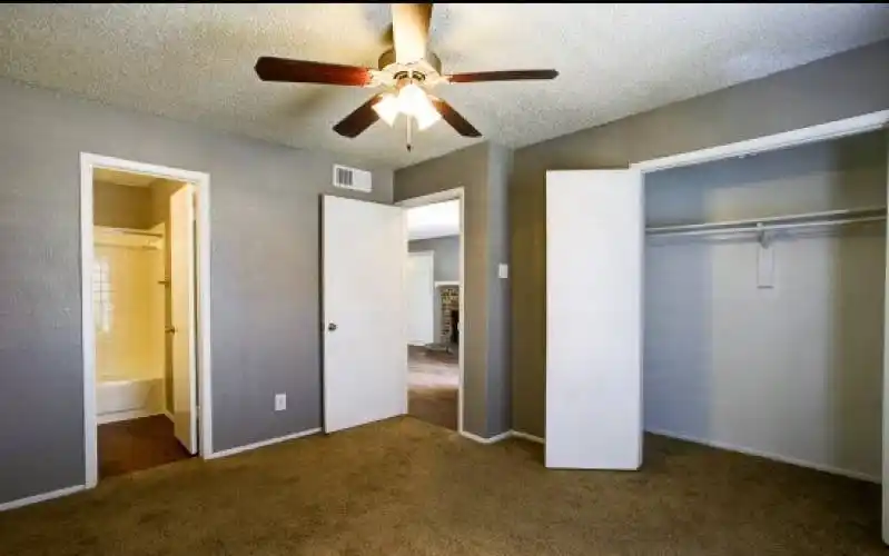 Rental by Apartment Wolf | Sedona Ridge | 11100 Walnut Hill Ln | apartmentwolf.com