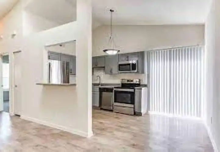 Rental by Apartment Wolf | One City View | 6489 Flora Streets | apartmentwolf.com