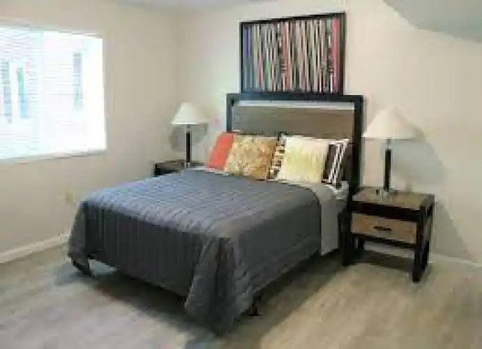 Rental by Apartment Wolf | West Weatherford Street | 1000 W Weatherford St | apartmentwolf.com