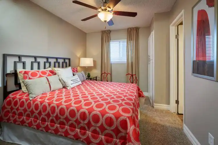 Rental by Apartment Wolf | First Baptist Church of Plano | 15th Street | apartmentwolf.com