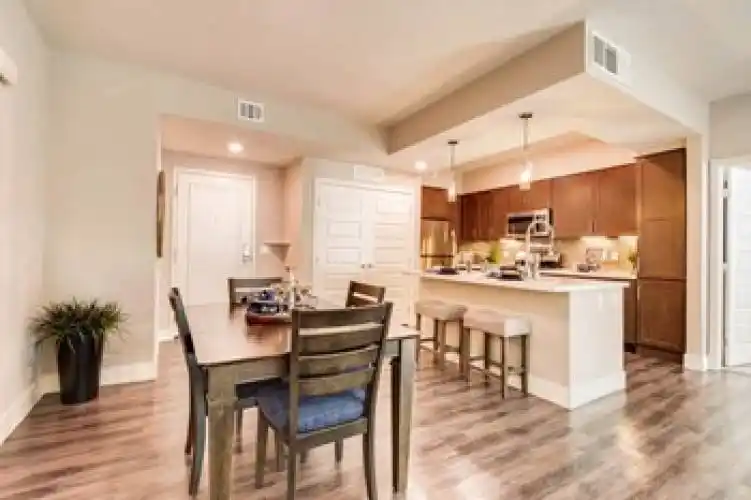 Rental by Apartment Wolf | Lynn Creek | 3145 Lynn Creek Pkwy | apartmentwolf.com