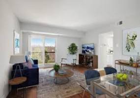 Rental by Apartment Wolf | Lake Cliff | 120 E Colorado Blvd | apartmentwolf.com