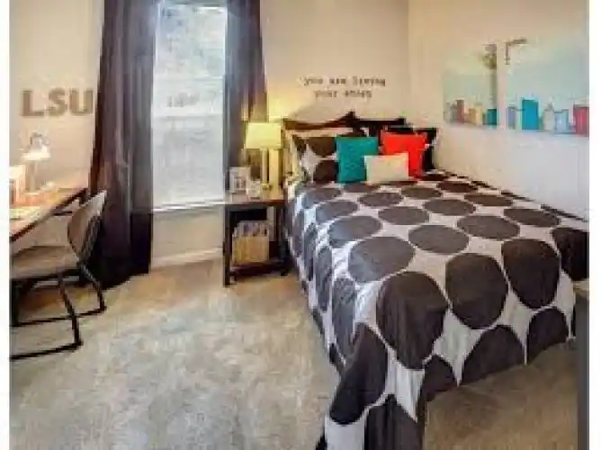 Rental by Apartment Wolf | McKinney Avenue | 4704 & 4708 McKinney Ave | apartmentwolf.com