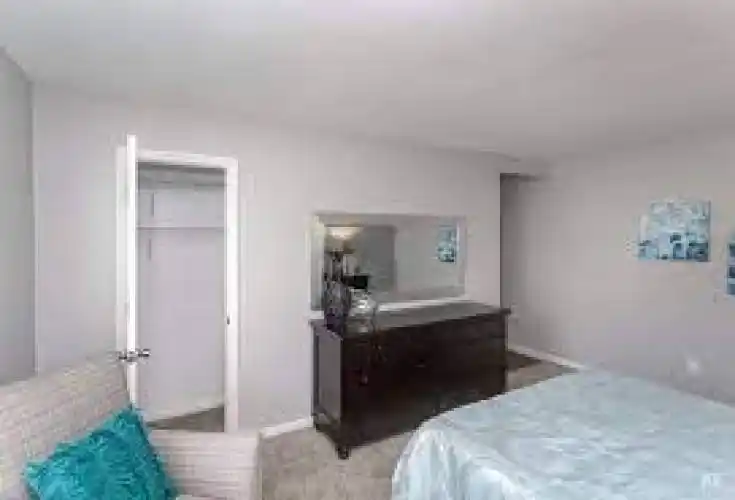 Rental by Apartment Wolf | Jefferson at Texas Plaza Phase II | 2050 Texas Plaza Dr | apartmentwolf.com