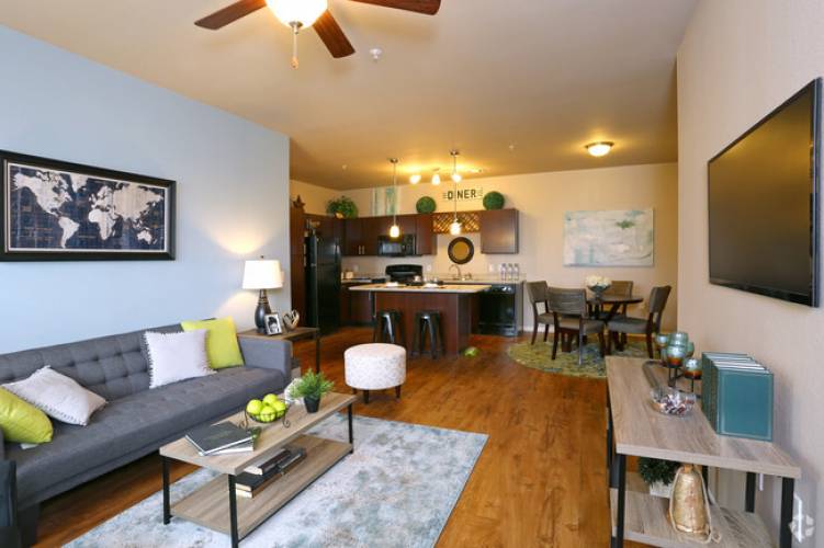Rental by Apartment Wolf | Forest Park and Wayside | 2800 Wayside Ave | apartmentwolf.com