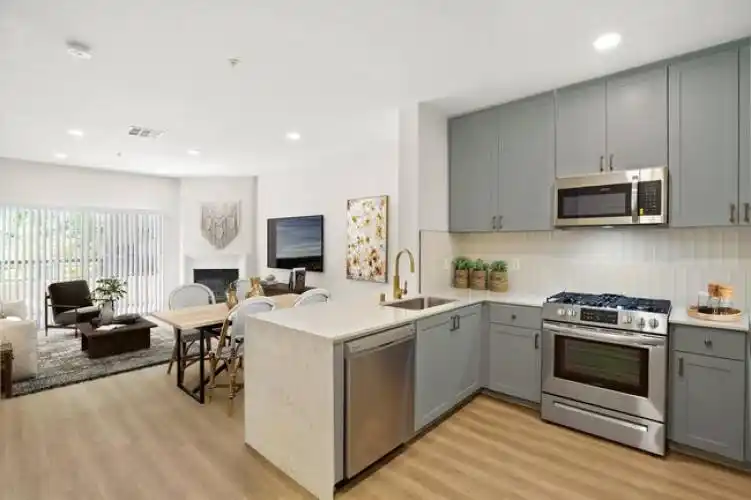 Rental by Apartment Wolf | Montrose Flats | Woodhead Street | apartmentwolf.com