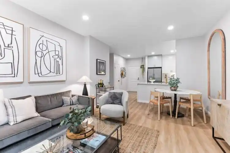 Rental by Apartment Wolf | Montrose Flats | Woodhead Street | apartmentwolf.com