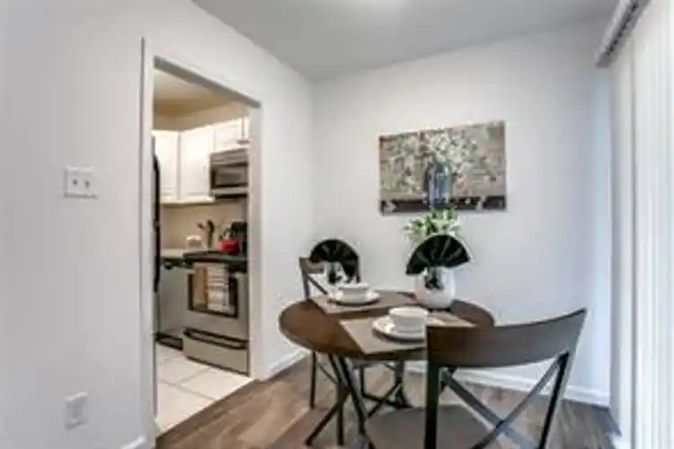 Rental by Apartment Wolf | Live Oak Apartments | Live Oak Street | apartmentwolf.com