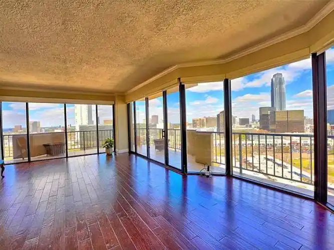 Rental by Apartment Wolf | Lofts at McCue | 3350 MCCue Rd | apartmentwolf.com