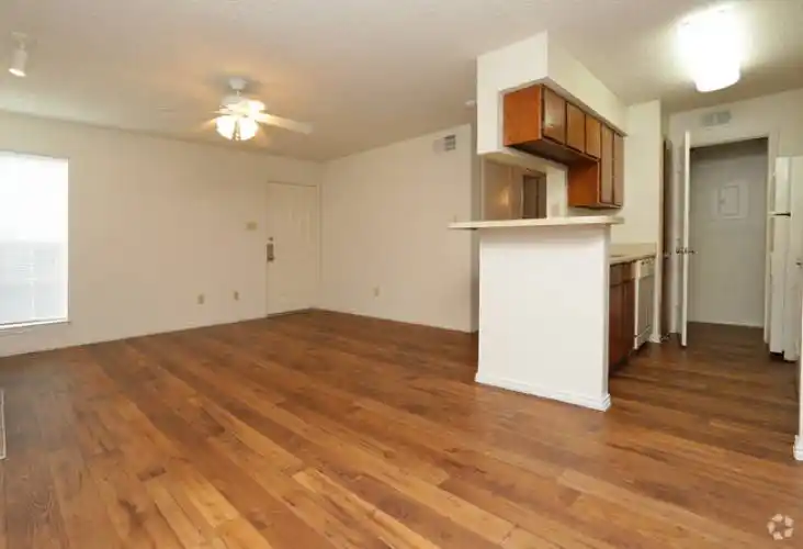 Rental by Apartment Wolf | Oak Way Lofts | 4931 Live Oak St | apartmentwolf.com