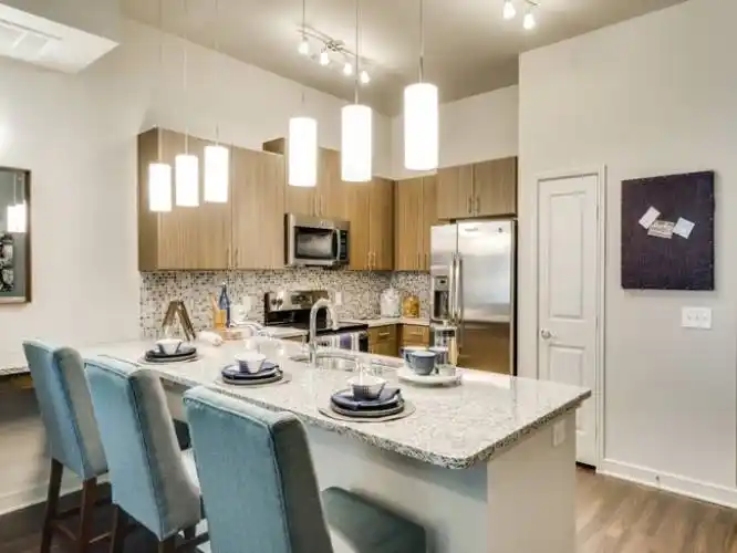 Rental by Apartment Wolf | Avenue Circle | 2702 McKinney Ave | apartmentwolf.com