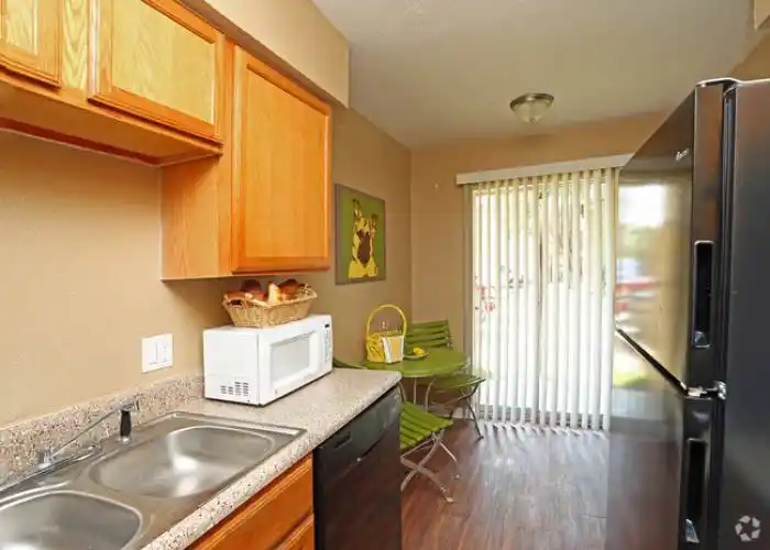 Rental by Apartment Wolf | Flora Condos and Lofts | 1617 Enid St Houston | apartmentwolf.com