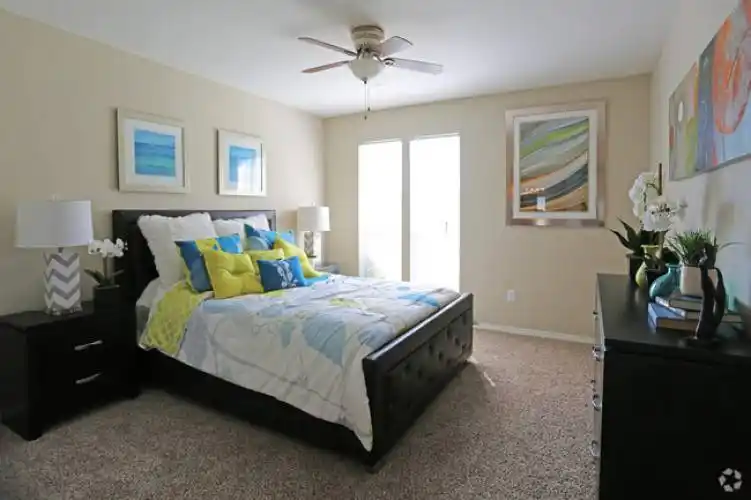 Rental by Apartment Wolf | Hartfort Villages | 2500 Ross Ave | apartmentwolf.com