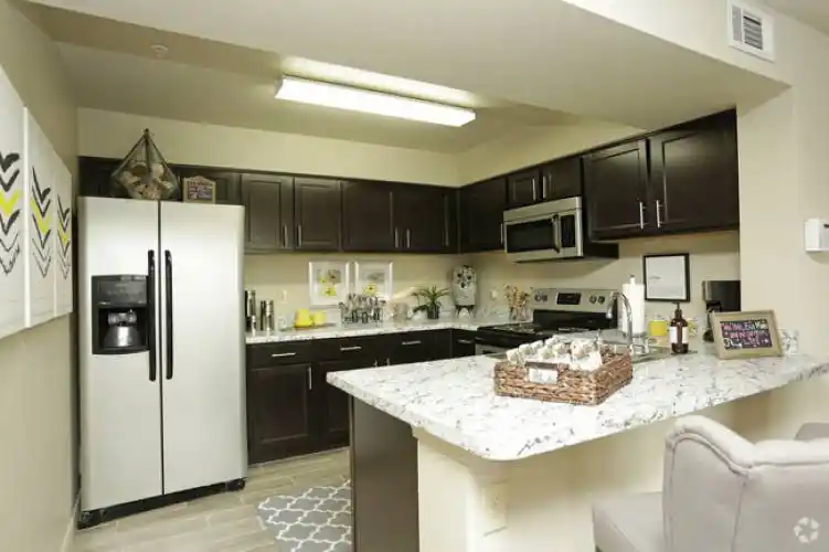 Rental by Apartment Wolf | Circle Lofts | 3000 Throckmorton St | apartmentwolf.com