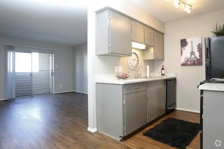 Rental by Apartment Wolf | Grand Lofts | 1001 Sherman St | apartmentwolf.com