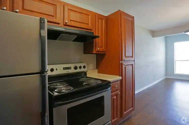 Rental by Apartment Wolf | Highline Richardson | 155 W Cityline Dr | apartmentwolf.com