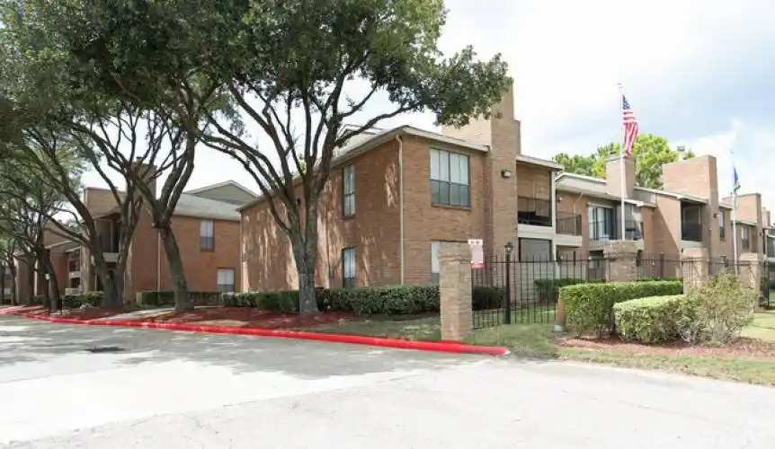 Rental by Apartment Wolf | Dallas Lane Apartments | 3633 Legendary Ln | apartmentwolf.com